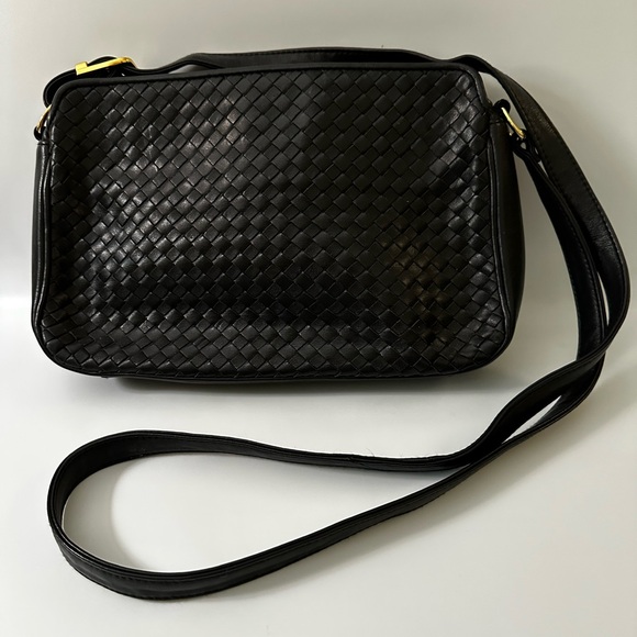 Elegant GANSON Black Woven Leather Shoulder Bag - Picture 5 of 8
